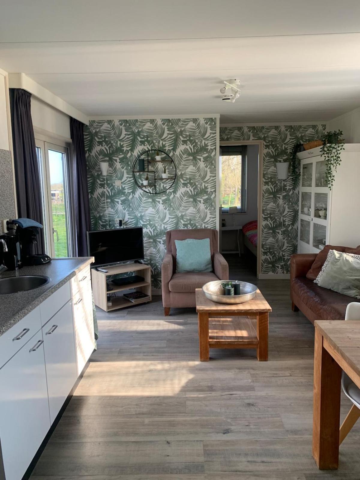 Rural Chalet Aan De Vecht Near Amsterdam Nigtevecht Екстериор снимка